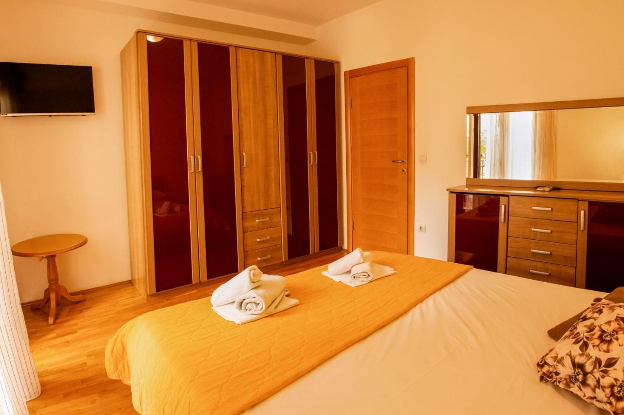 Apartments And Rooms Marija 부드바 외부 사진